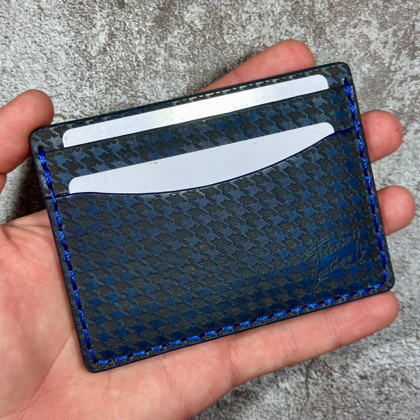 5 Pocket Wallet | RFID Protected | Card & Cash Holder | Houndtooth | Blue