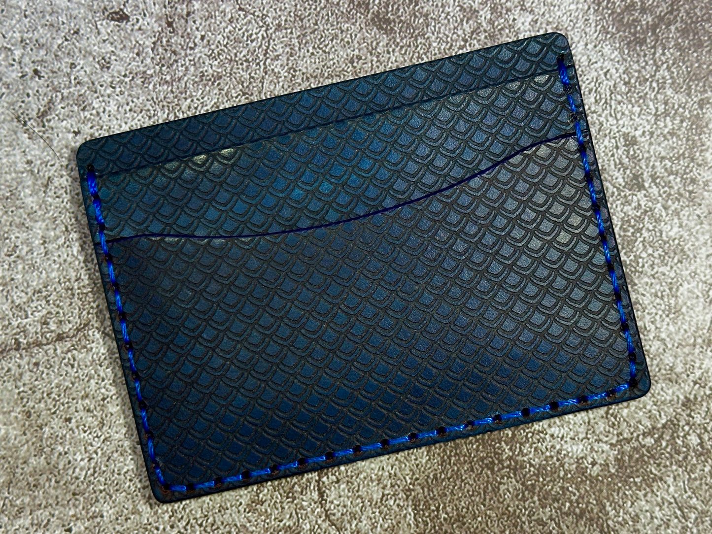 5 Pocket Wallet | RFID Protected | Card & Cash Holder | Dragon Scales | Blue