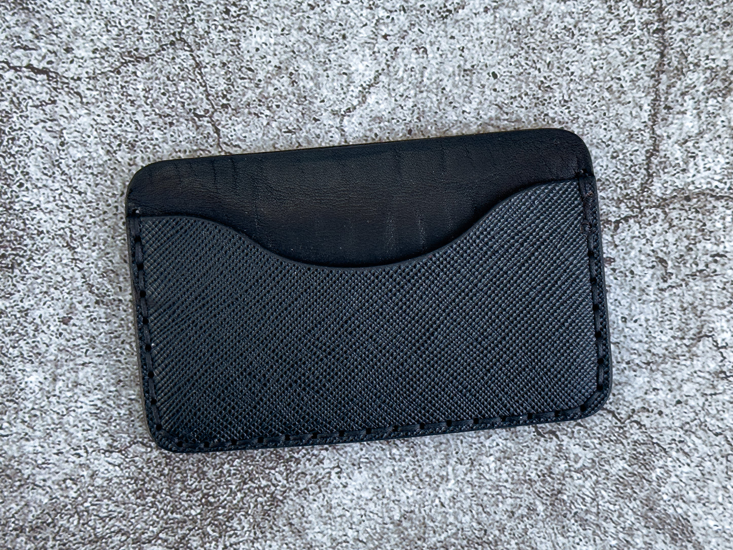 The "Minimalist" Card Holder Saffiano | Black |