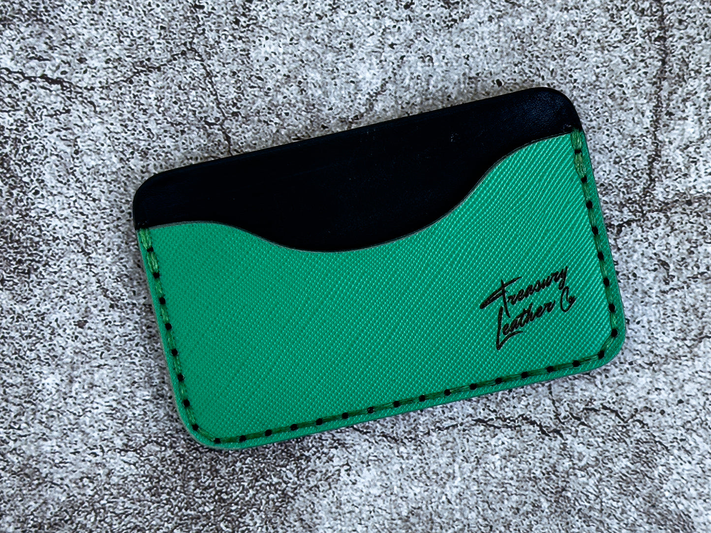 The "Minimalist" Card Holder Saffiano | Green |