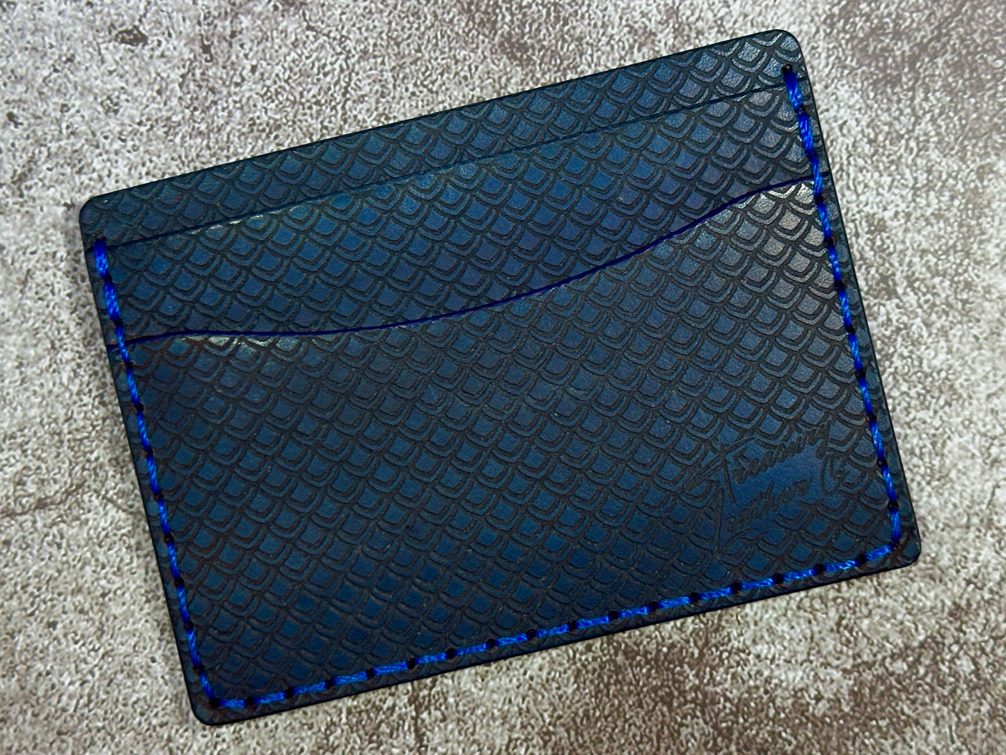 5 Pocket Wallet | RFID Protected | Card & Cash Holder | Dragon Scales | Blue