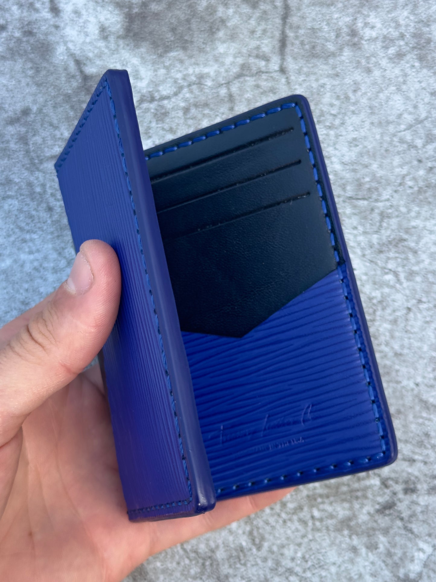 Pocket Organizer 9 Pocket Bifold Wallet | Electric Blue Epi | RFID Protected