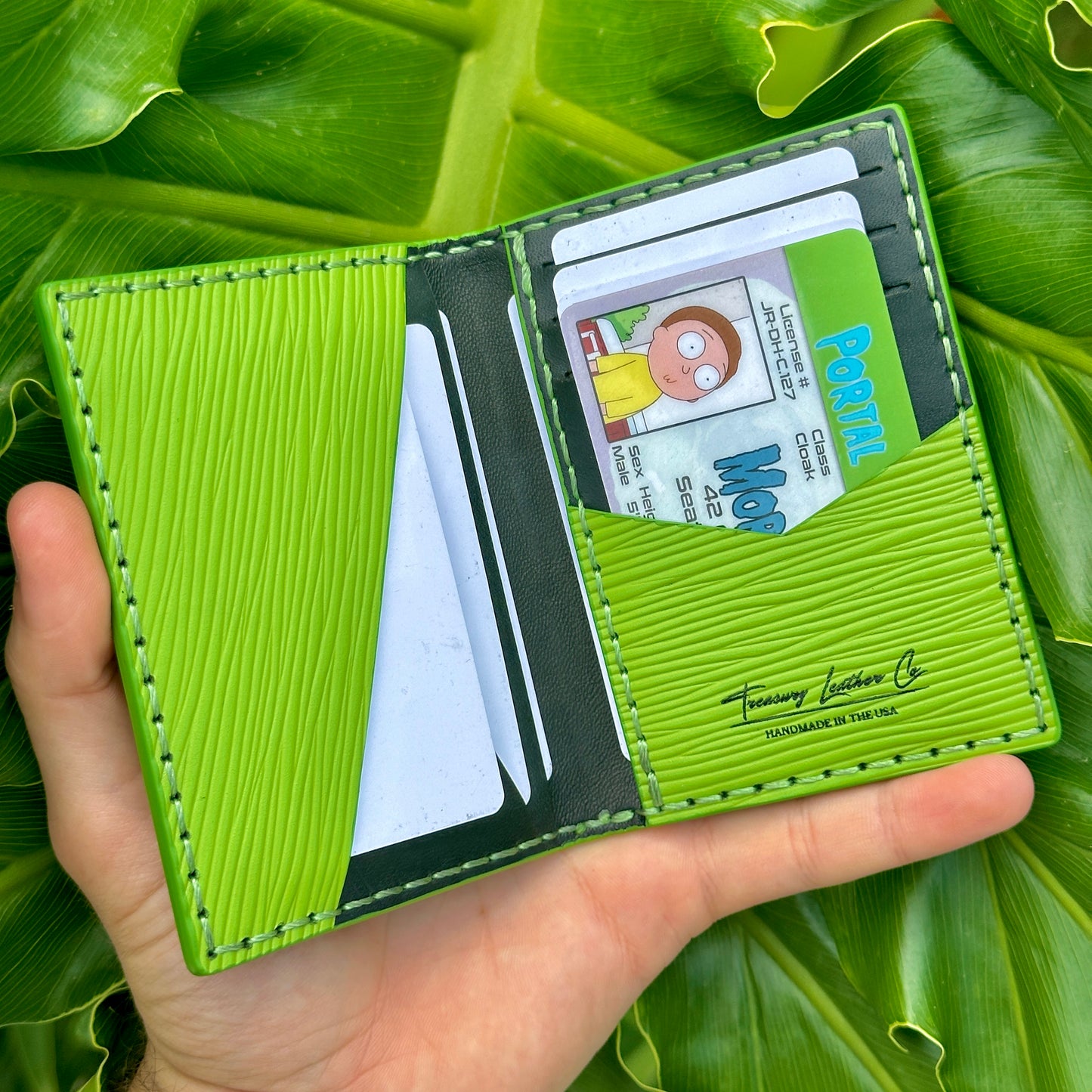 Pocket Organizer 9 Pocket Bifold Wallet | Kiwi Green Epi  | RFID Protected