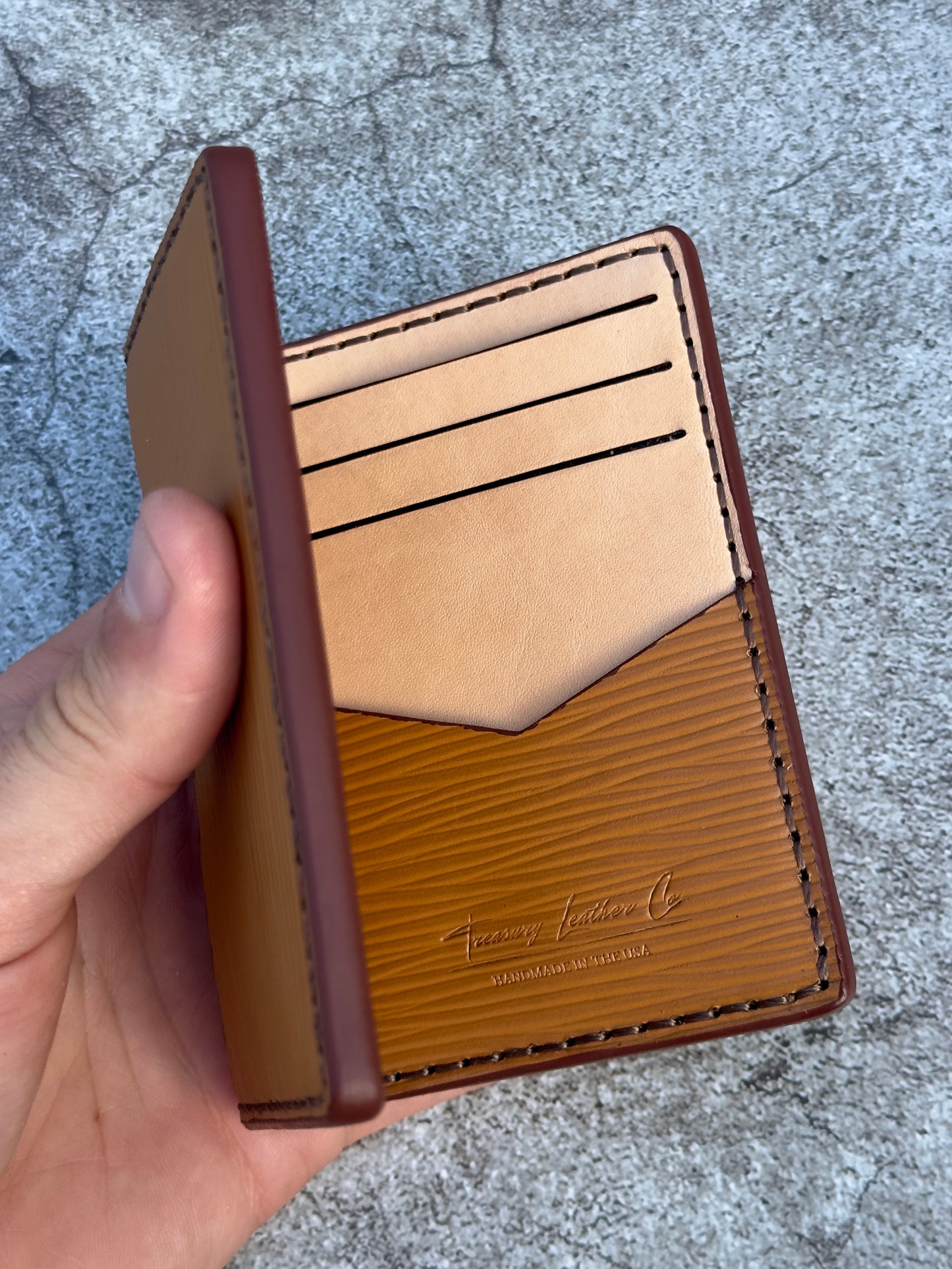 Pocket Organizer 9 Pocket Bifold Wallet | Natural Gold Epi | RFID Protected